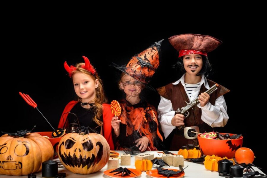 Some tips to stay safe this Halloween