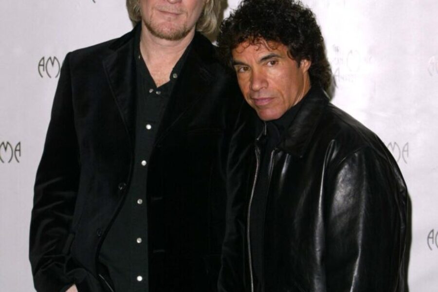 Callin’ Oates: The Hotline You Didn’t Know You Needed