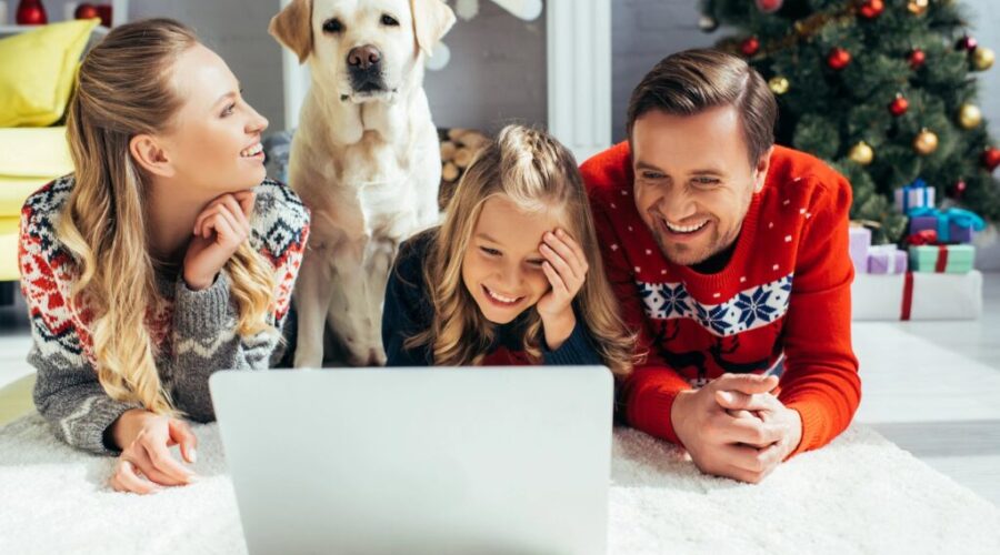 Here’s Where To Stream Classic Christmas Movies In Canada!