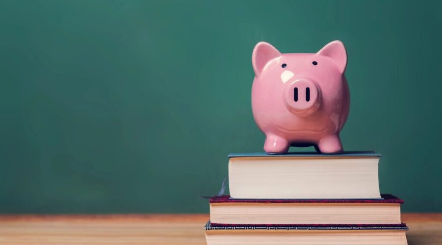 Support Antigonish library and actors at fundraiser event