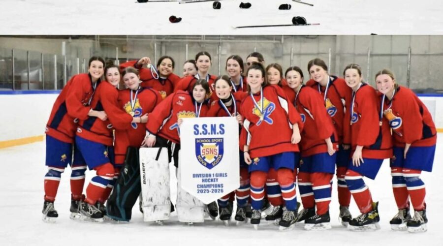 Dr. J.H. Gillis Royals hockey team win D1 Championship