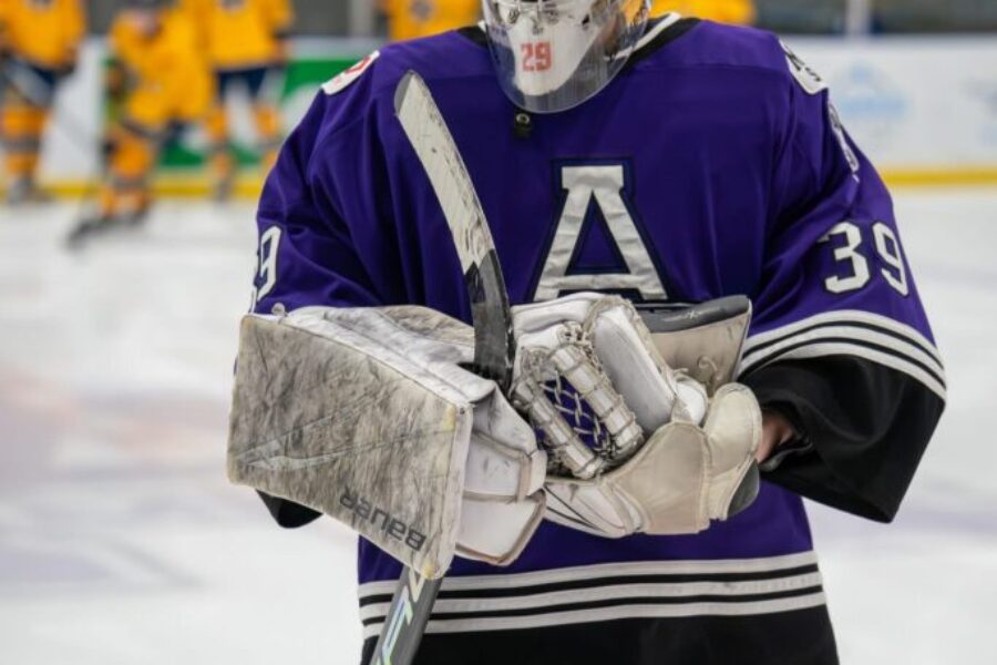Islanders Goalie Jack Bell Called up to Amherst Ramblers