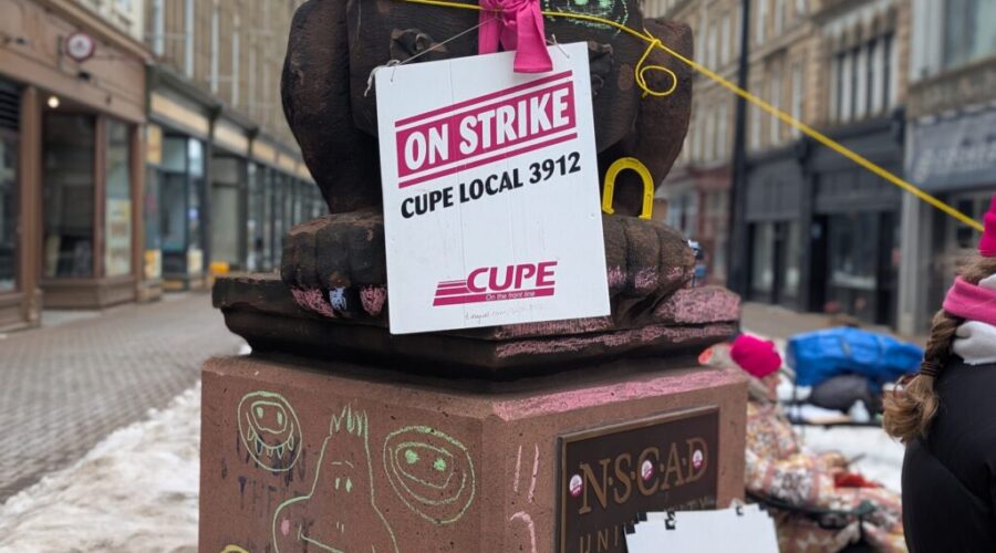 Strike over at NSCAD, workers go back Monday