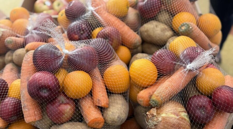 A cheaper way to buy local produce returns after funding cuts