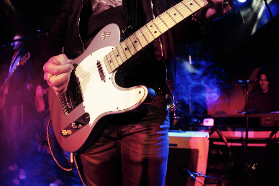 WATCH- Pearl Jam Covers The Hip!