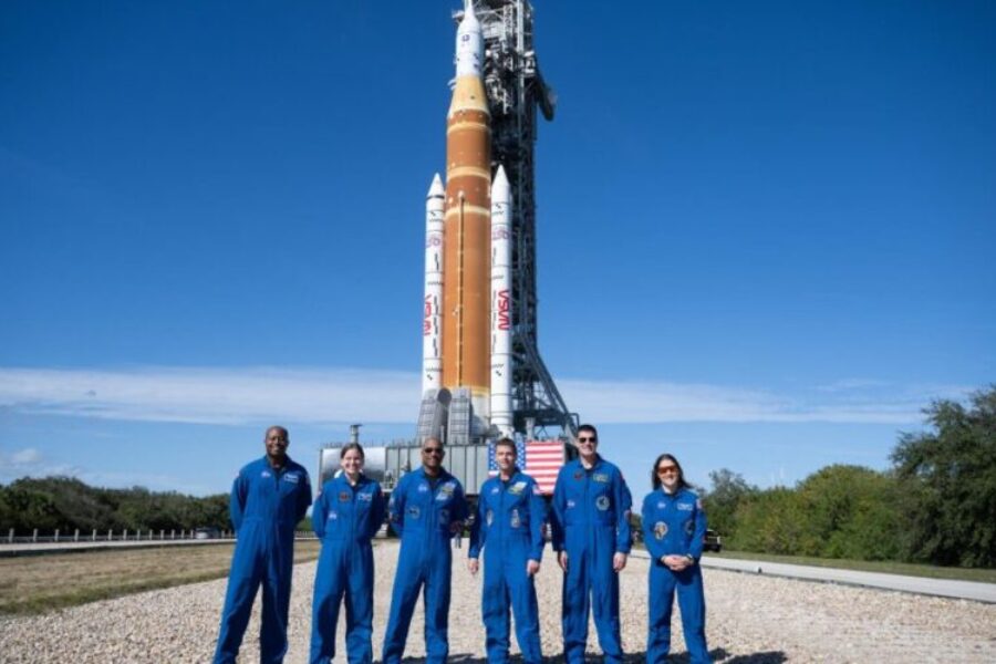 Artemis ll scheduled to splash down this evening