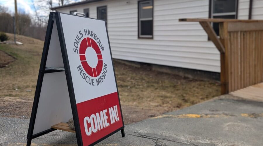 Easter with Souls Harbour: 3 new locations, 600 eggs, and thousands of meals