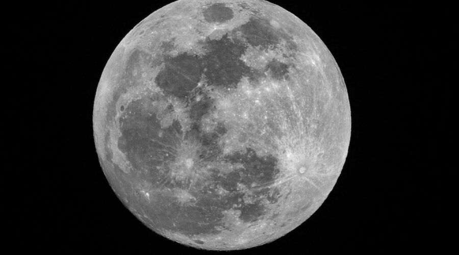 Journey to the moon: track Artemis II here