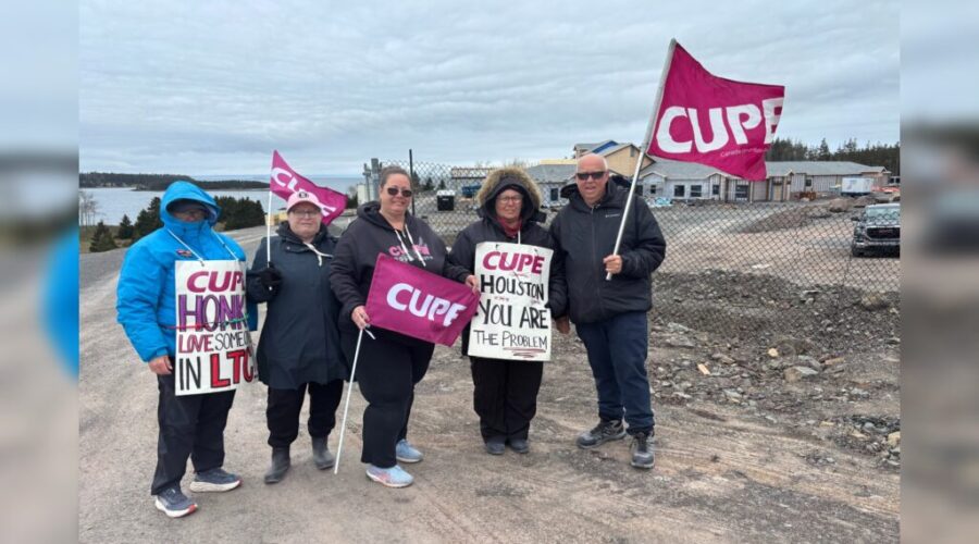 Police presence at long-term care picket in Arichat, strike enters 6th week