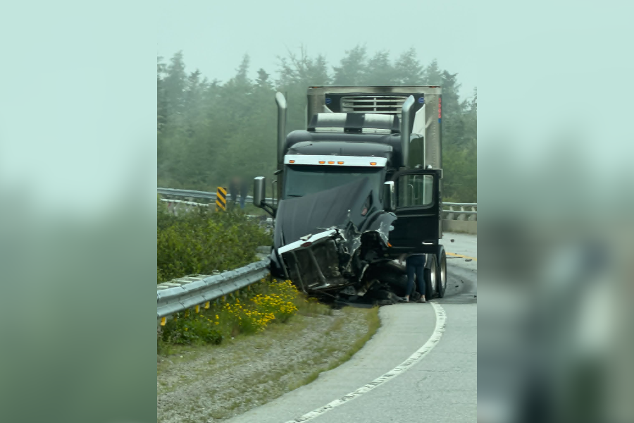 Serious crash closes section of Hwy 103 near Barrington