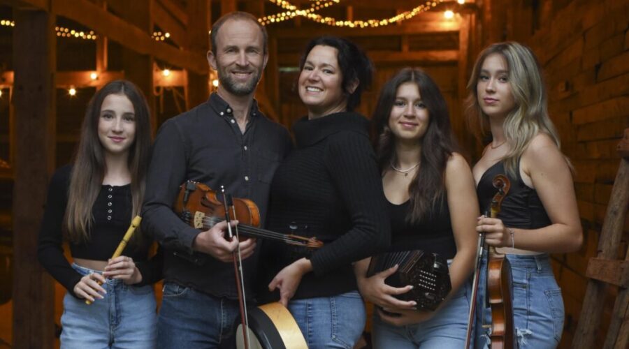 La famille LeBlanc Keeps Acadian Tradition Alive: One Song at a Time