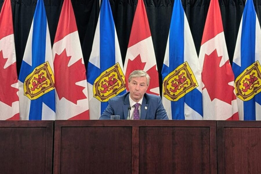 Premier begins province-wide tour in Annapolis Valley