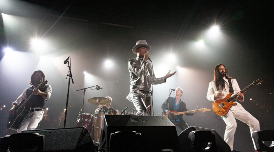10 Years Later: Canada Relives The Tragically Hip’s Final Concert